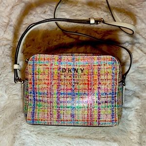 DKNY New York purse!!